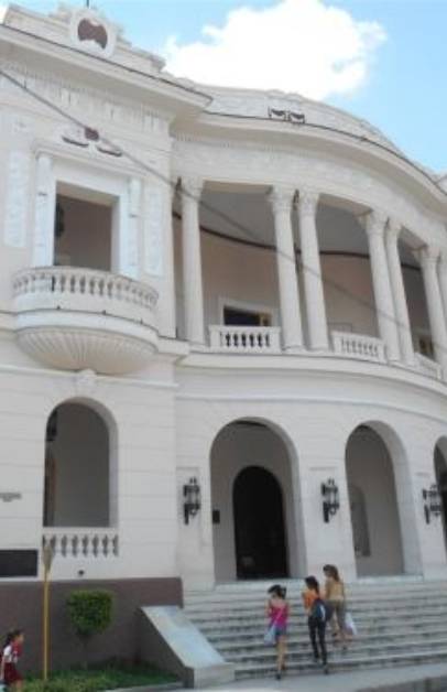 Biblioteca Rubén Martínez Villena